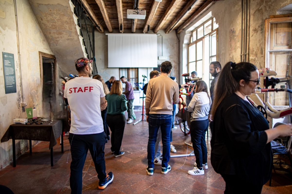 Team Building in Milan: Charity, Nature, and Creativity