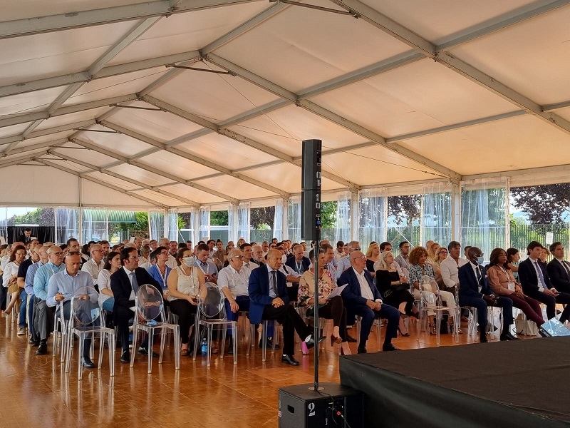 Un meeting per 200 persone in una location creata da noi - 4