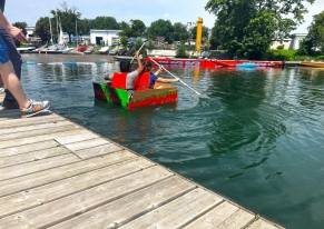 Abbiamo organizzato per Traceone un'indimenticabile attività di team building "Carton Boat" all'aperto, in un'incantevole location a Milano